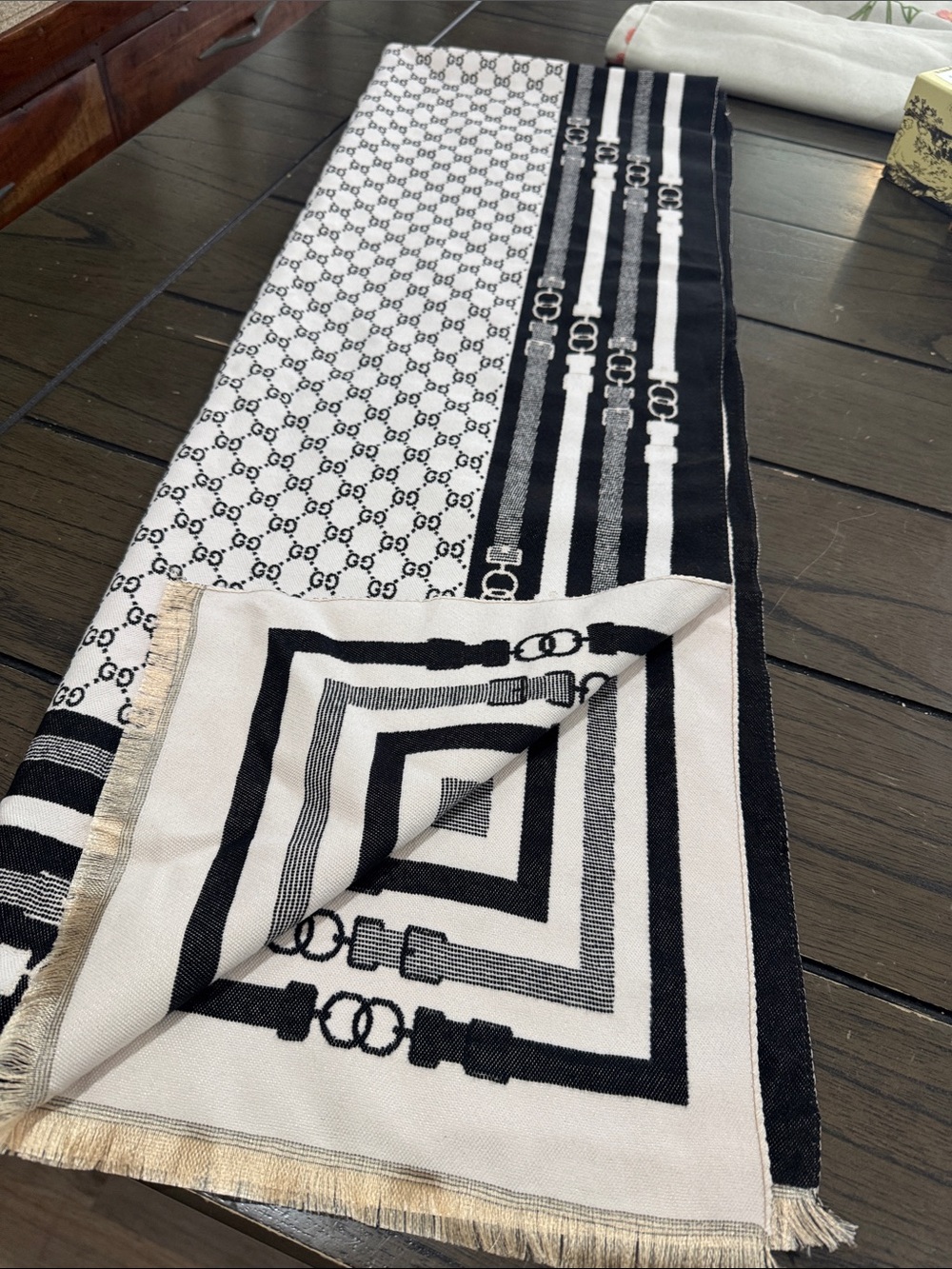 Black and White Patterned shawl